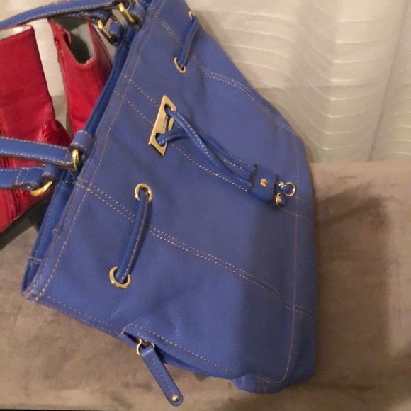 Special Buy!   Blue Bag! Gold Accents! - Picture 9 of 9